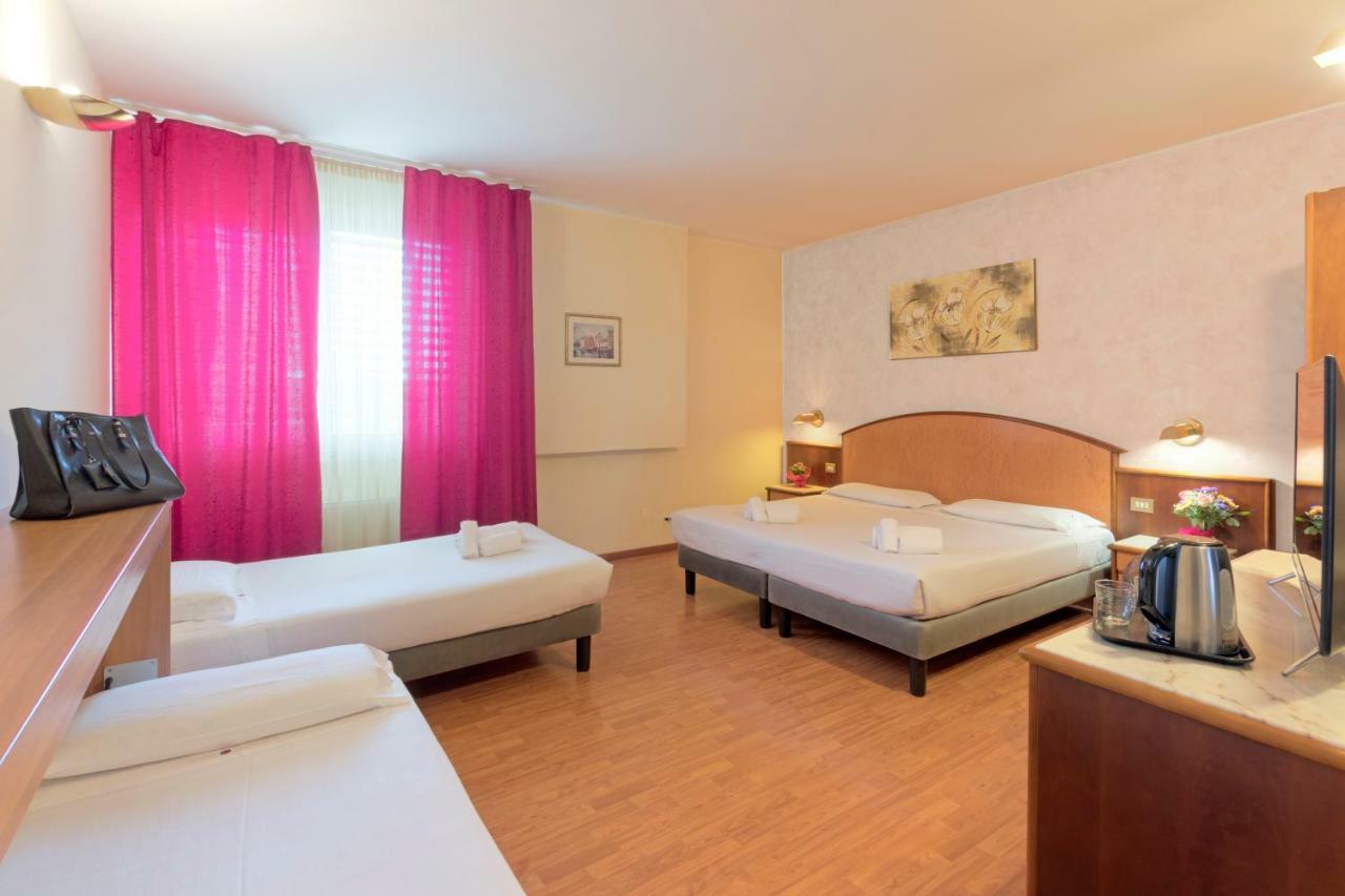 Hotel Concorde Fiera Saronno Esterno foto